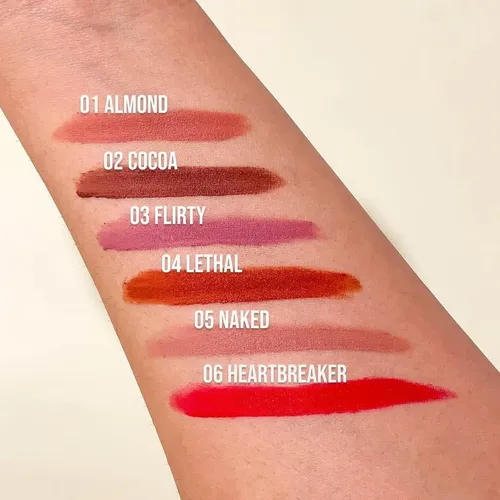 Labial Líquido Italia Deluxe Mate Larga Duración Color 02 Cocoa