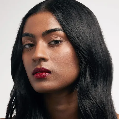 Lápiz Labial Delineador Mate Vasanti Berry First Kiss
