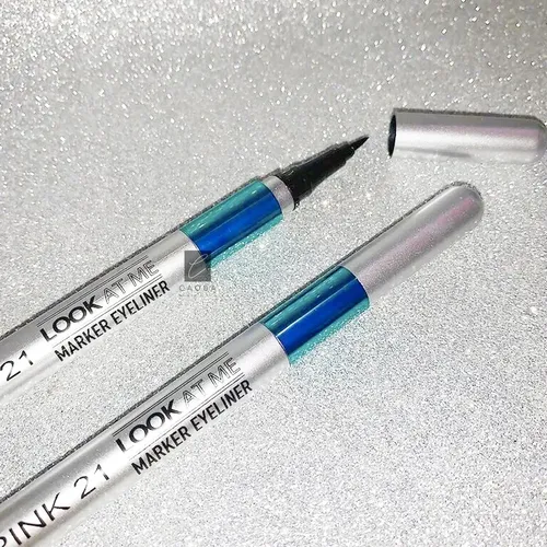Delineador Fibra Para Ojos Look At Me Marker- Pink 21 Color Negro