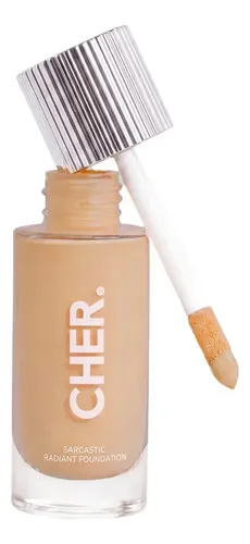 Base Liquida Cher Dieciocho Sarcastic Radiant Foundation 425 Golden Macchiato