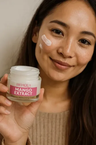 Crema Facial Ultra Hidratante De Mango Bioaqua 50 Ml Mixta Día/noche