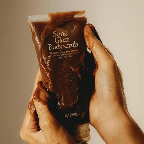 Exfoliante Corporal Suave Hidratante 180 Ml Outin Futures