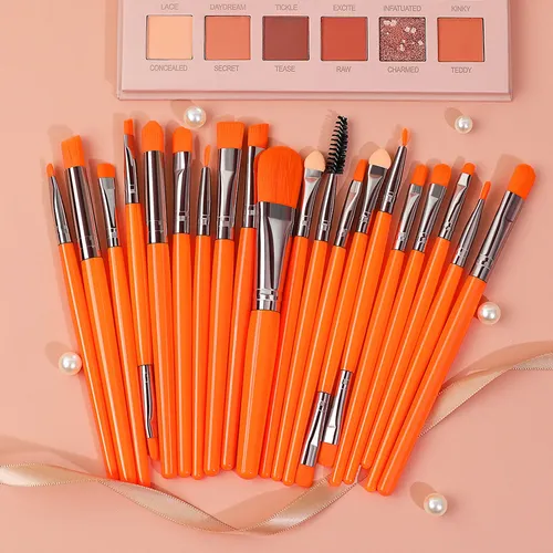Juego De 20 Brochas De Maquillaje De Cerdas Suaves: Para Bas