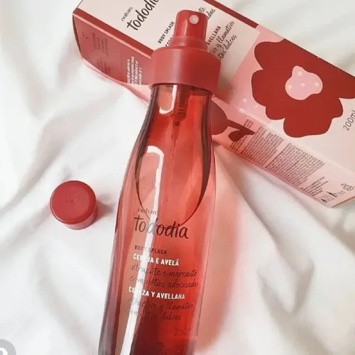 Kit Natura Tododia Cereza y Avellana Para el Cuidado Diario