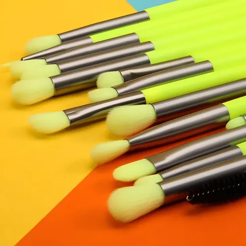 Set Brochas De Maquillaje Para Ojos Docolor