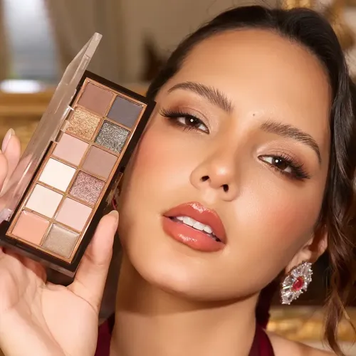 12 Sombras Para Ojos Febble Perfection Dreamy Silky Velvet 01 – Golden Dunes