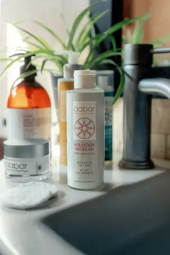 Solucion Micelar Frecuencial Acido Hialurónico 200ml Dabar