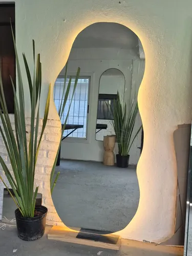 Espejo Irregular Luz Led 180×60