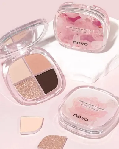 Carteto De Sombras Fine And Silky Powder