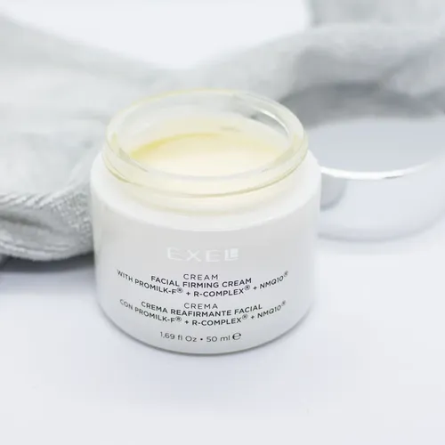 Crema Reafirmante Concentrado F3 Facial Firming 50ml Exel Todo Tipo De Piel, Especialmente Pieles Maduras