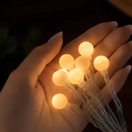 Guirnalda Luces LED Decorativas A Pilas 20 Bolitas Blancas Luz Cálida 3mtrs Dormitorio Living Fiesta Navidad Habitación Espejo Mesa Decoración Interior