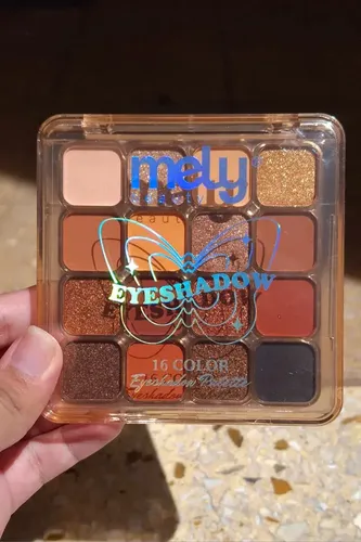 2 Paletas De Sombras Para Ojos X 16 Colores Mely
