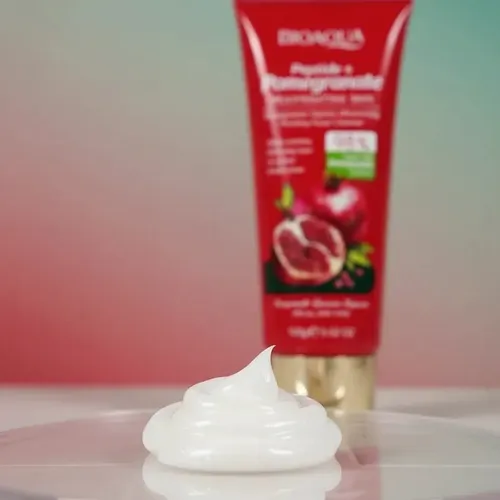 Limpiador Facial Péptidos Y Extracto De Granada 98% Bioaqua Todo Tipo De Piel Día/noche