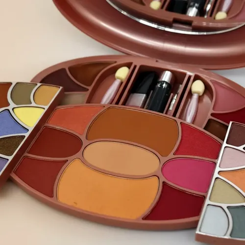 Set Paleta Maletin De Maquillaje Makeup Ideal Dia Del Niño