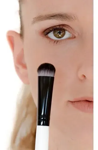 Pincel Para Maquillaje Ojos Sombras Blender Jessamy P4907 Blanco Negro