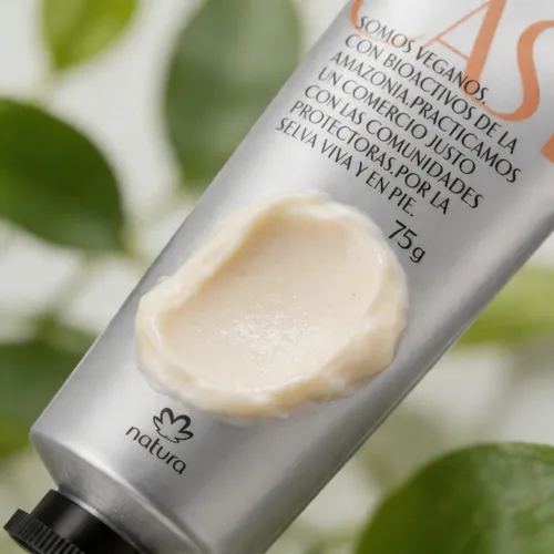 Crema Hidratante Natura Ekos Castaña