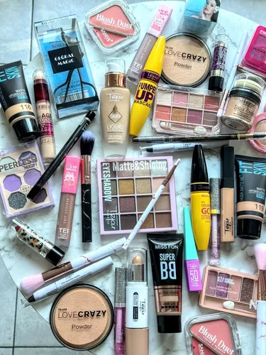 Combo Maquillaje X 50 Unidades Box Completo Makeup P/ Regalo