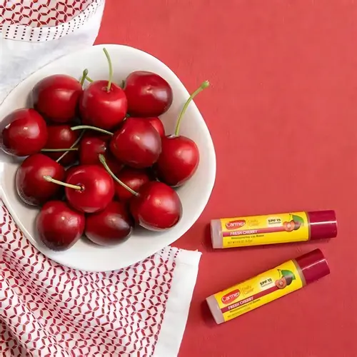 Carmex Lip Balm En Barra Sabor Cherry 1 Unidad