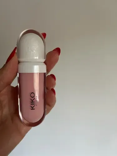 Kiko Milano Lip Volume Plumping Effect Lip Cream. Original. Acabado Brillante Color Rosa