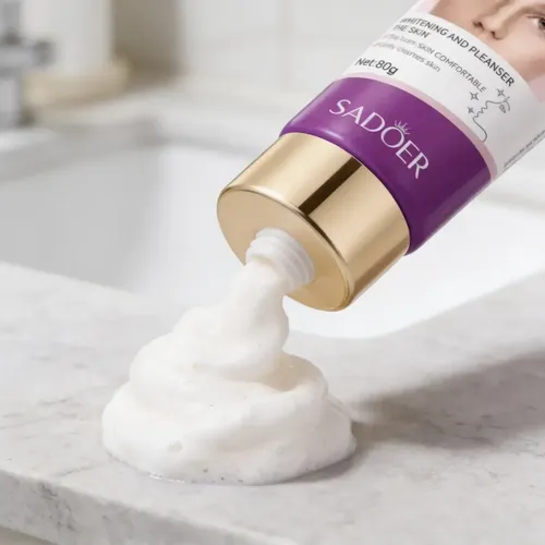 Limpiador Facial Aclarante Antimancha Niacinamida 80g Sadoer Todo Tipo De Piel Día/noche