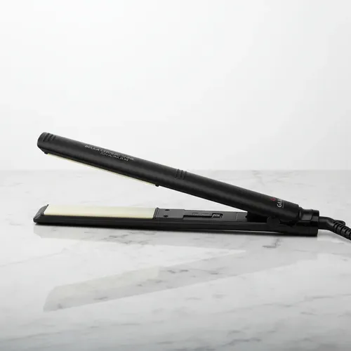 Planchita De Pelo Gama Bella Ceramic Shine Ion Ultra Slim