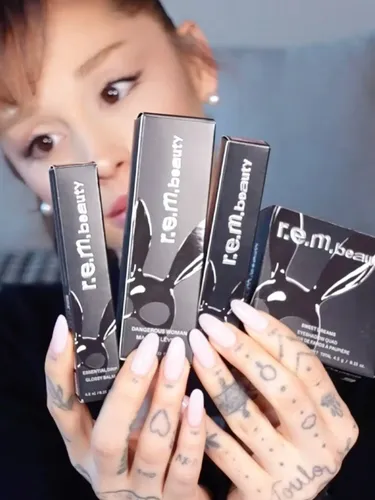 R.e.m Beauty Edicion Limitada Dangerous Woman Gloss