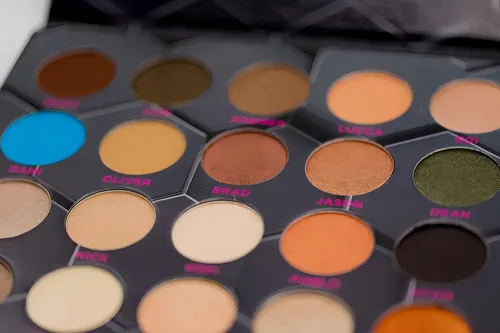 Paleta Sombras Ojos Beebeauty Barbarella 20 Colores Larga Duración