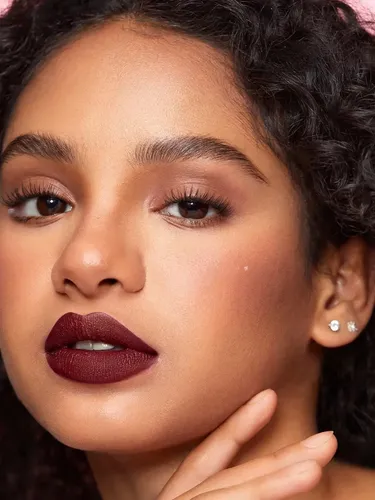 Labial Sheglam Starlighe Velvet Sheglam Color Wine And Dine
