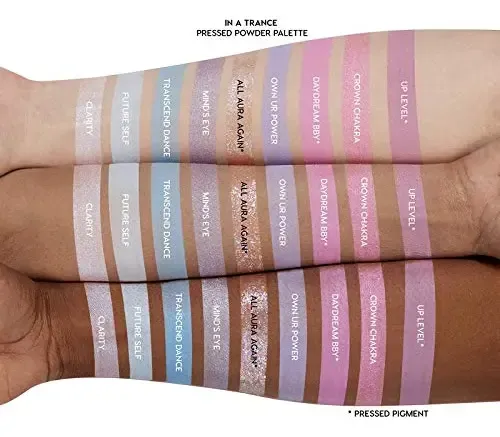 Paleta de sombras In a Trance de Colourpop 9 tonos
