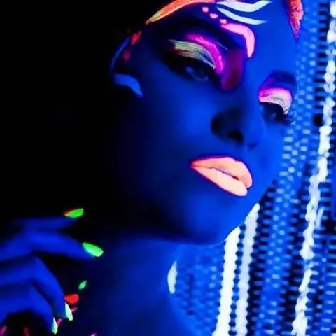 Maquillaje Artistico Fluo Neon Glow X 4 Colores +6 Pinceles