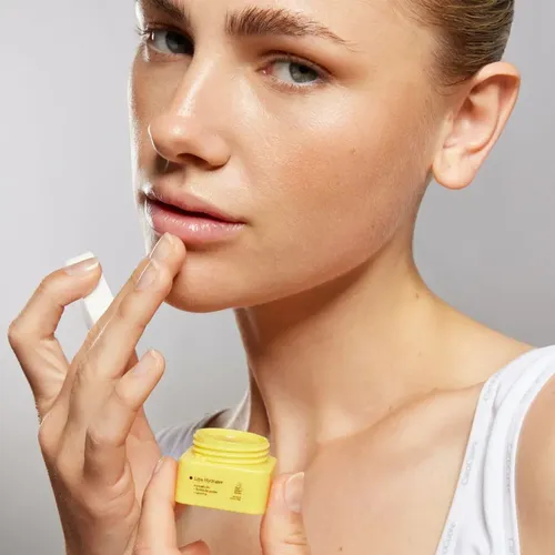 The Glow Factor Lips Hydrater – Bálsamo Labial Reparador con Palta, Jojoba y Lanolina x 10g