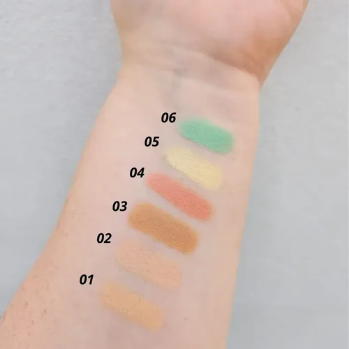 Corrector De Ojeras En Barra Camufla Y Corrige 04