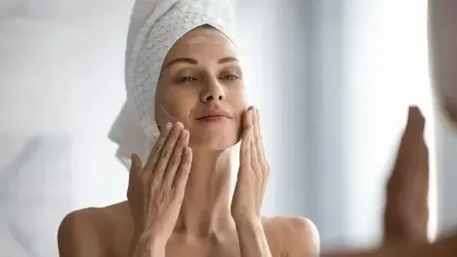 Tortulan Crema Blanqueadora Para Manchas De Sol Y Edad