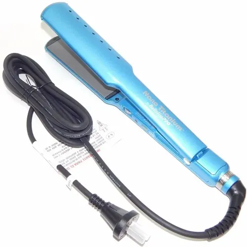 Planchita de pelo BaBylissPRO Nano Titanium 2073 BABNT2073T azul