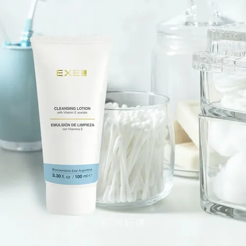 Emulsión De Limpieza Con Vitamina E Exel Pomo Anti-oxidante Tipo de piel Todo tipo de piel