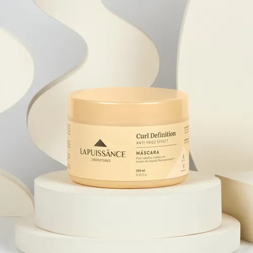 La Puissance Máscara Nutritiva De Rulos 250ml Suavidad.