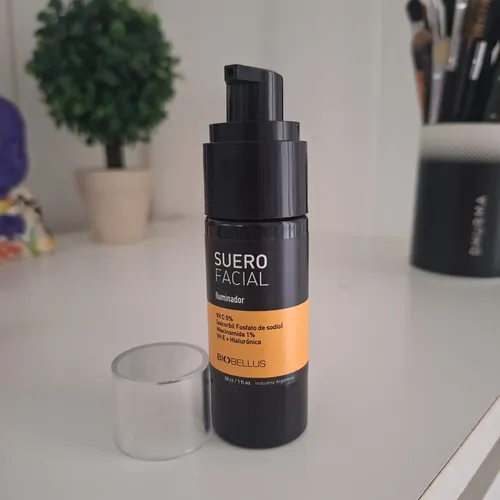 Suero Facial Iluminador Revitalizante Vitamina C Biobellus