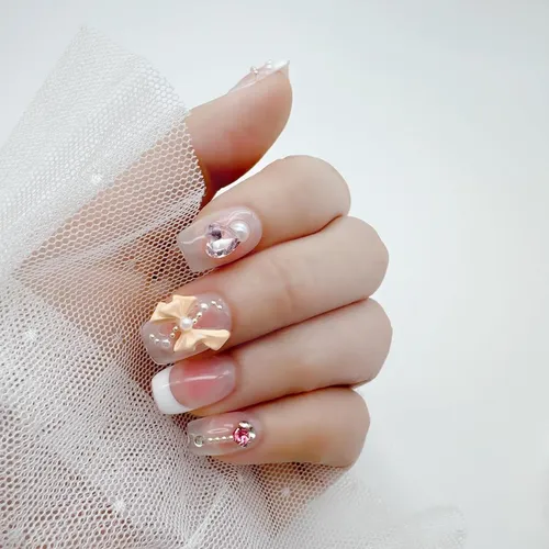 Juego De Uñas Postizas Mediano French Bow Nlsjmp