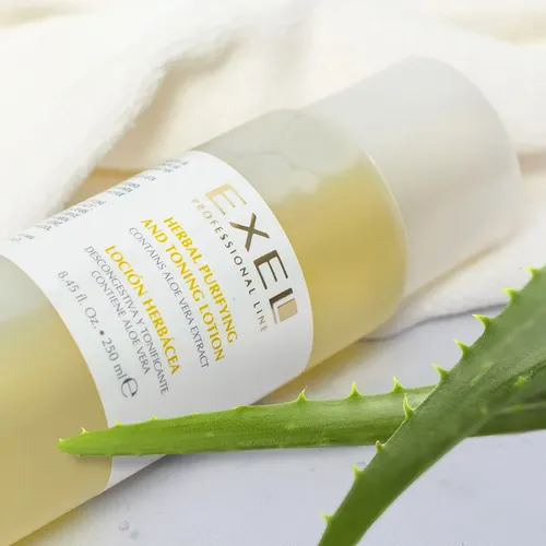 Loción Herbácea Exel Profesional Cosmetología X 250ml Tipo de piel 250 mL