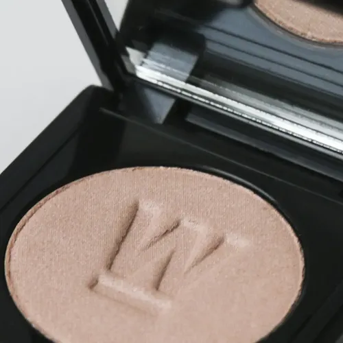 Wanda Cosmetics Iluminador Compacto Praga Textura Sedosa