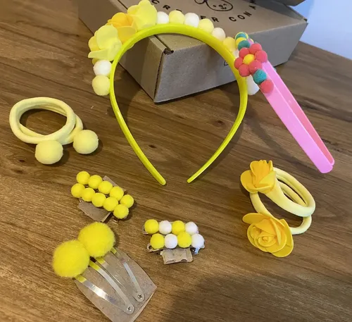 Amawa Vinchas Colitas Hebillas Pompones Pelo Niña C Caja Color 330