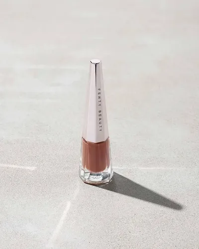 Fenty Beauty Stunna Lip Pain Longwear Fluid Larga Duración Color Unveil