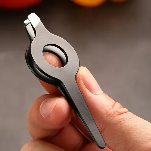 Pinza Inclinada Precisión Profesional Para Cejas Color Negro