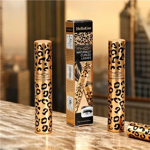 Tubo Con Estampado De Leopardo Dorado, Rímel Negro Espeso Y