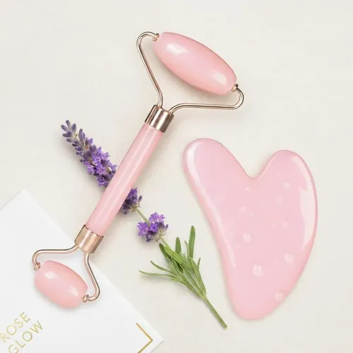 Set Rodillo Y Gua Sha Facial Rosa Para Drenaje Linfático