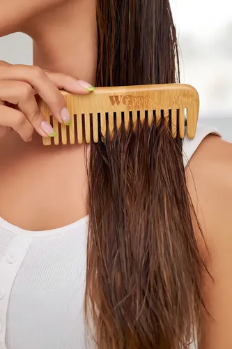 Peine Cabello Biodegradable De Bambú Alaska – Whole Green Color Marrón