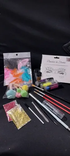 Lote Maquillaje Artistico 20 Art Brochas Stencil Labiales ++