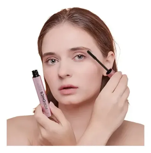 Set Forchics: Brillo Labial Voluminizador con Ácido Hialurónico y Rímel Negro de Larga Duración
