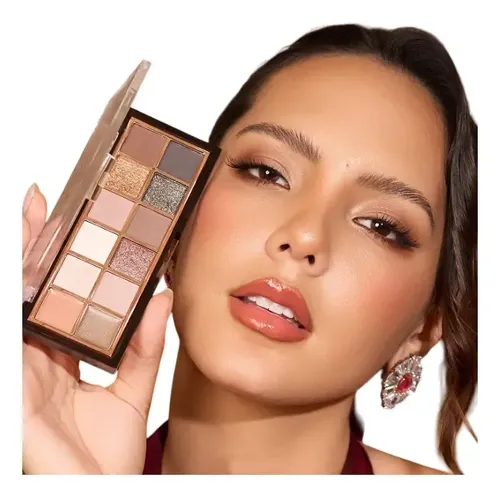 12 Sombras Para Ojos Febble Perfection Dreamy Silky Velvet 01 – Golden Dunes