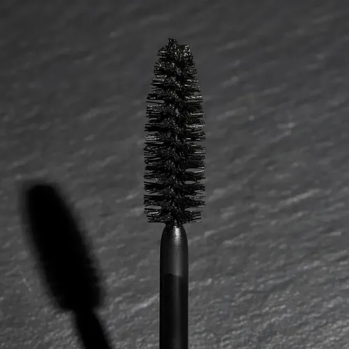 Máscara De Pestañas Avon Ultra Volume Color Negro Lavable